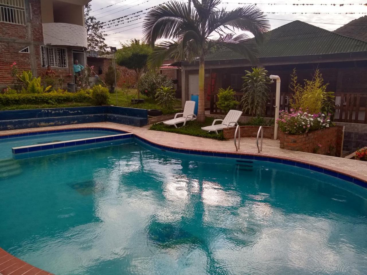 Hotel Maxim La Union  Esterno foto